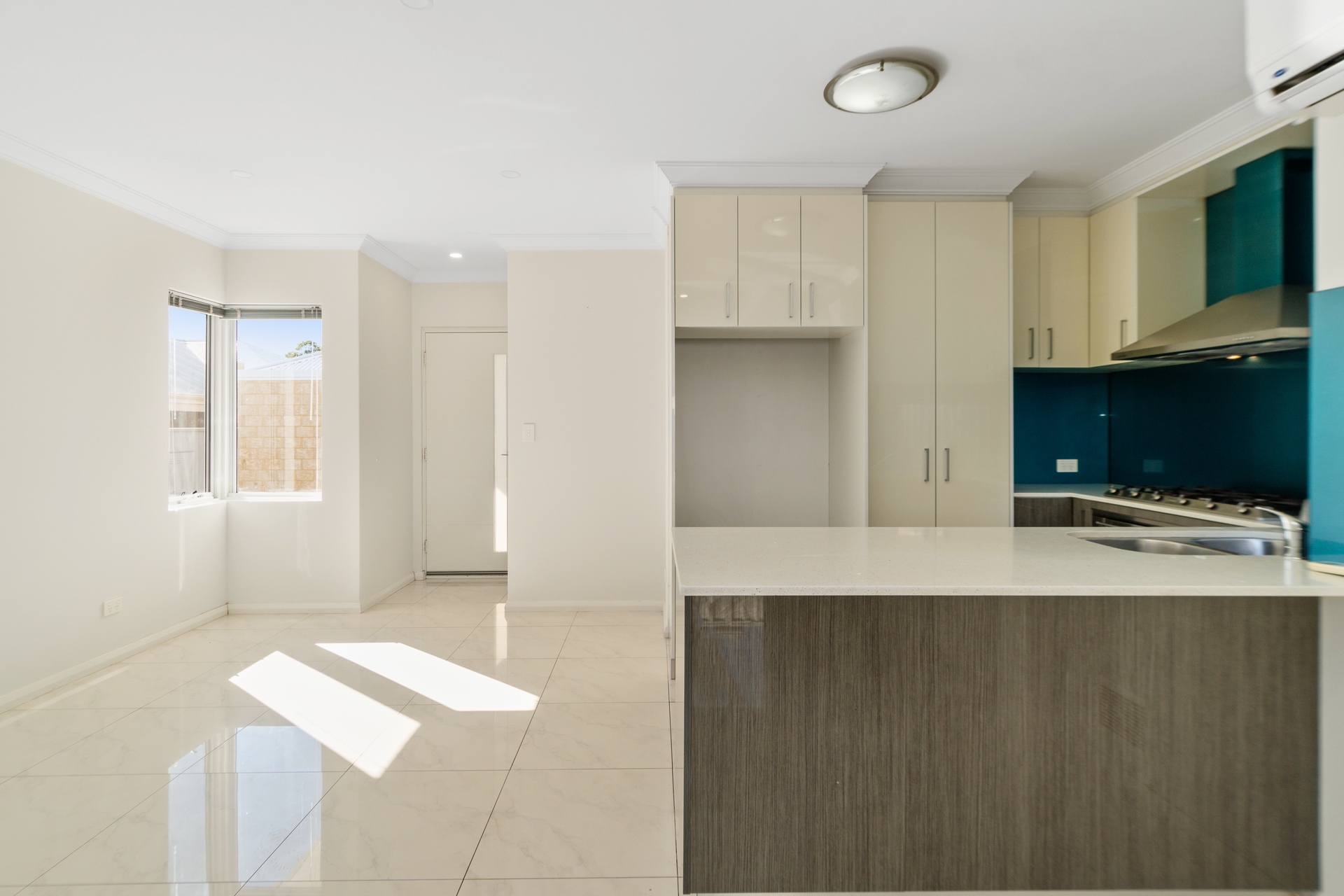 5C Newhaven Way, Nollamara, WA 6061 AUS