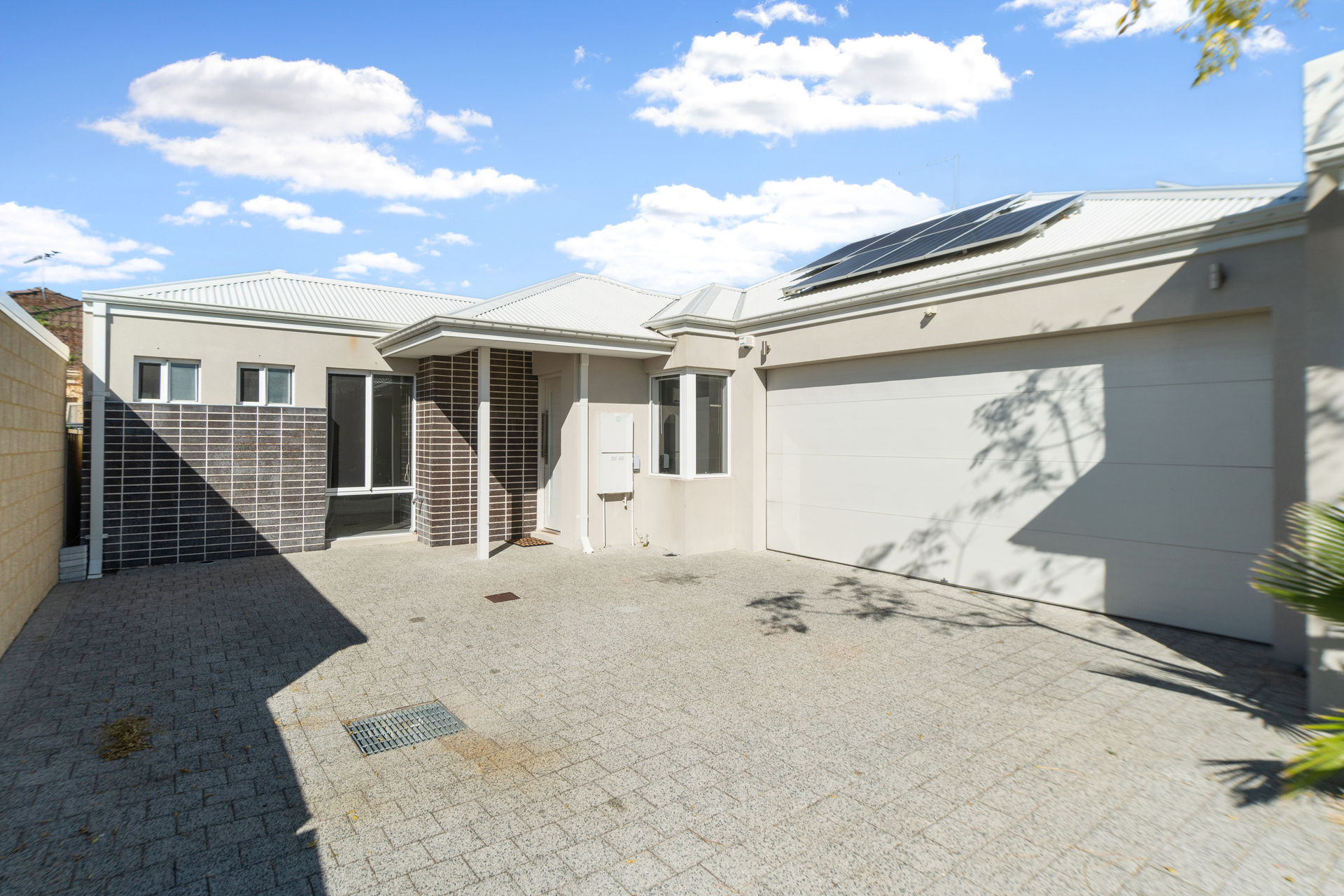 5C Newhaven Way, Nollamara, WA 6061 AUS