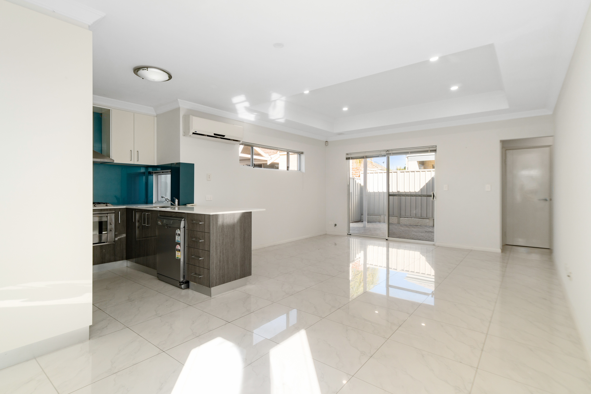 5C Newhaven Way, Nollamara, WA 6061 AUS