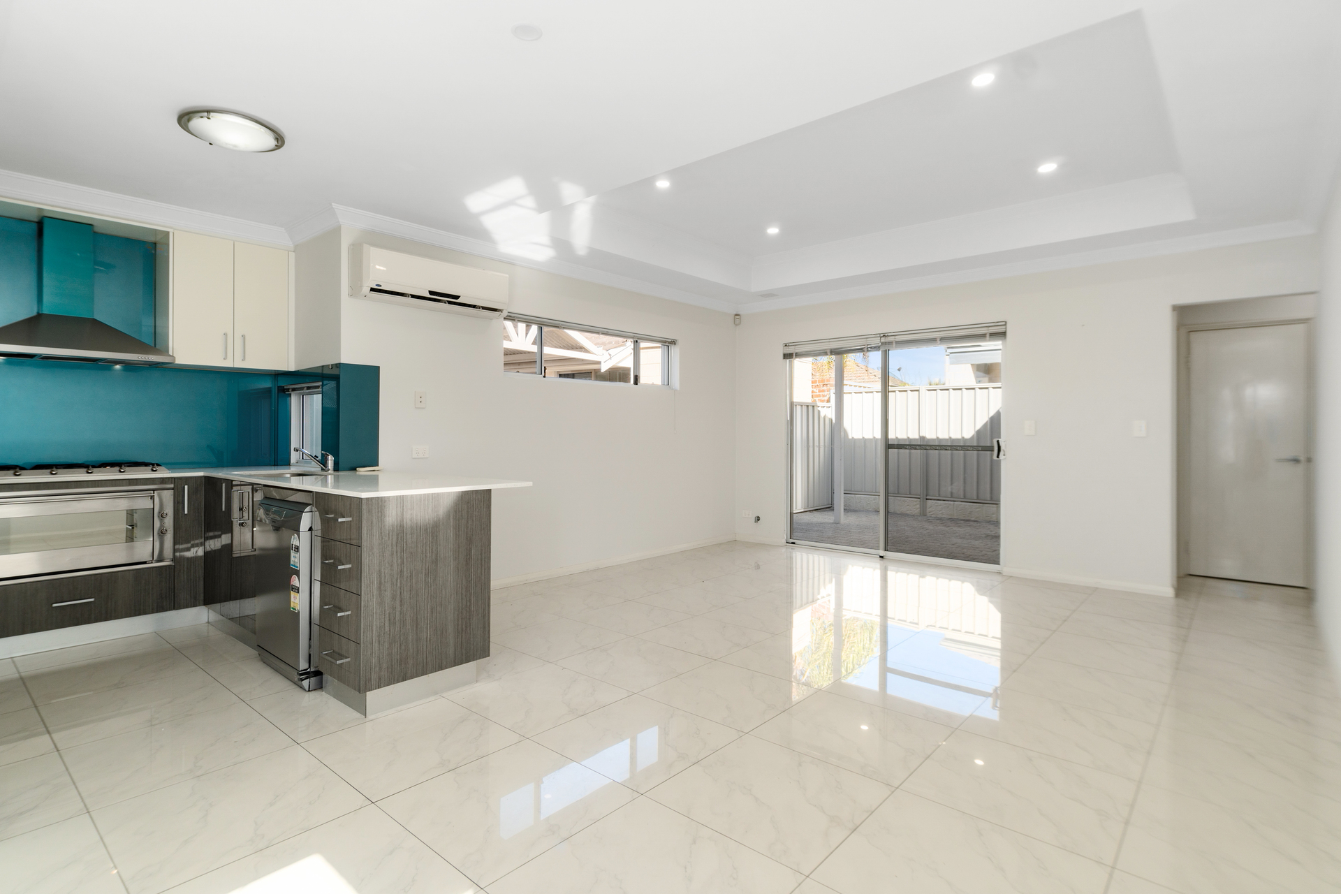 5C Newhaven Way, Nollamara, WA 6061 AUS