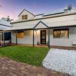 2/21 Short Street, Joondanna, WA 6060 AUS