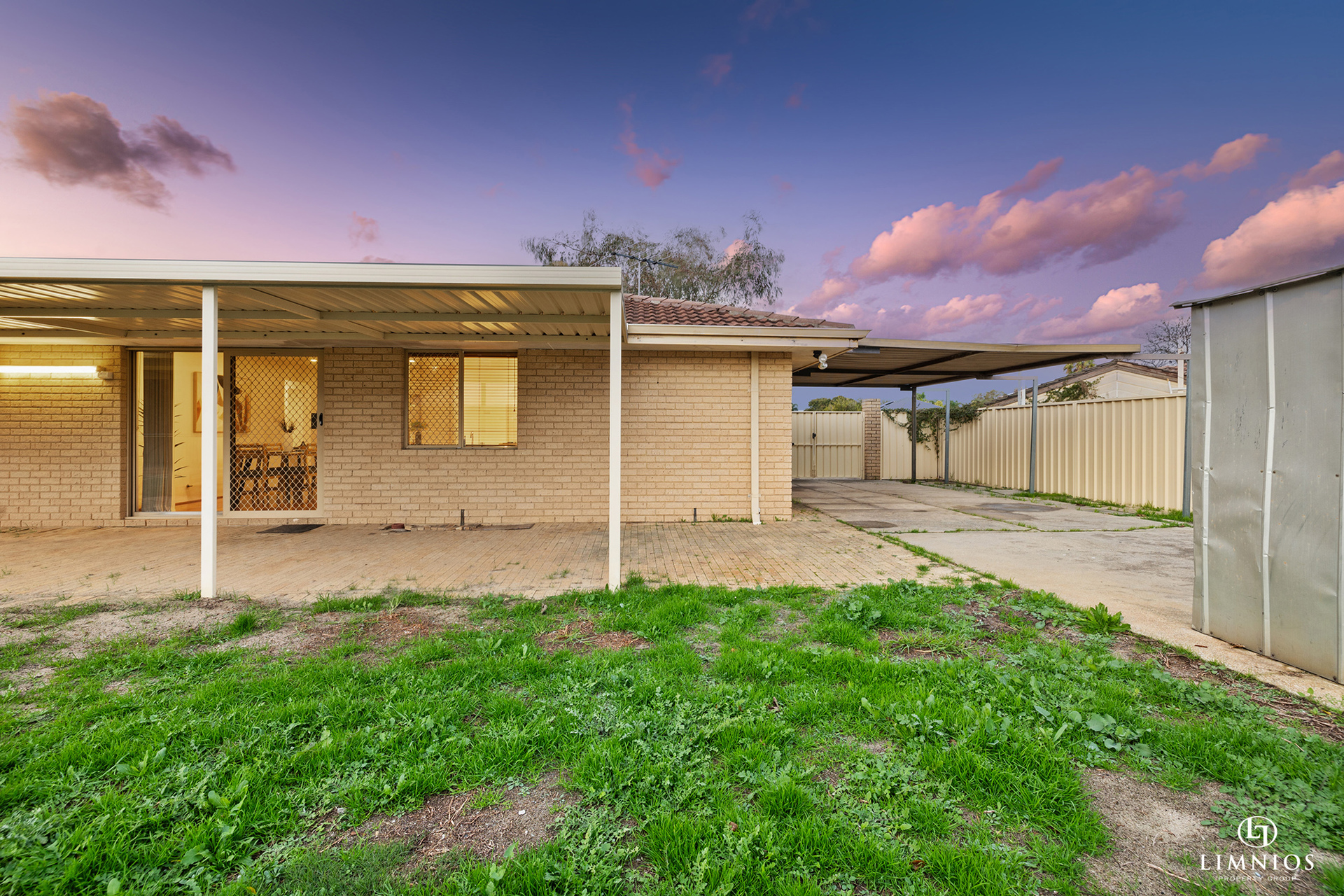 9 Heron Close, Ballajura, WA 6066 AUS