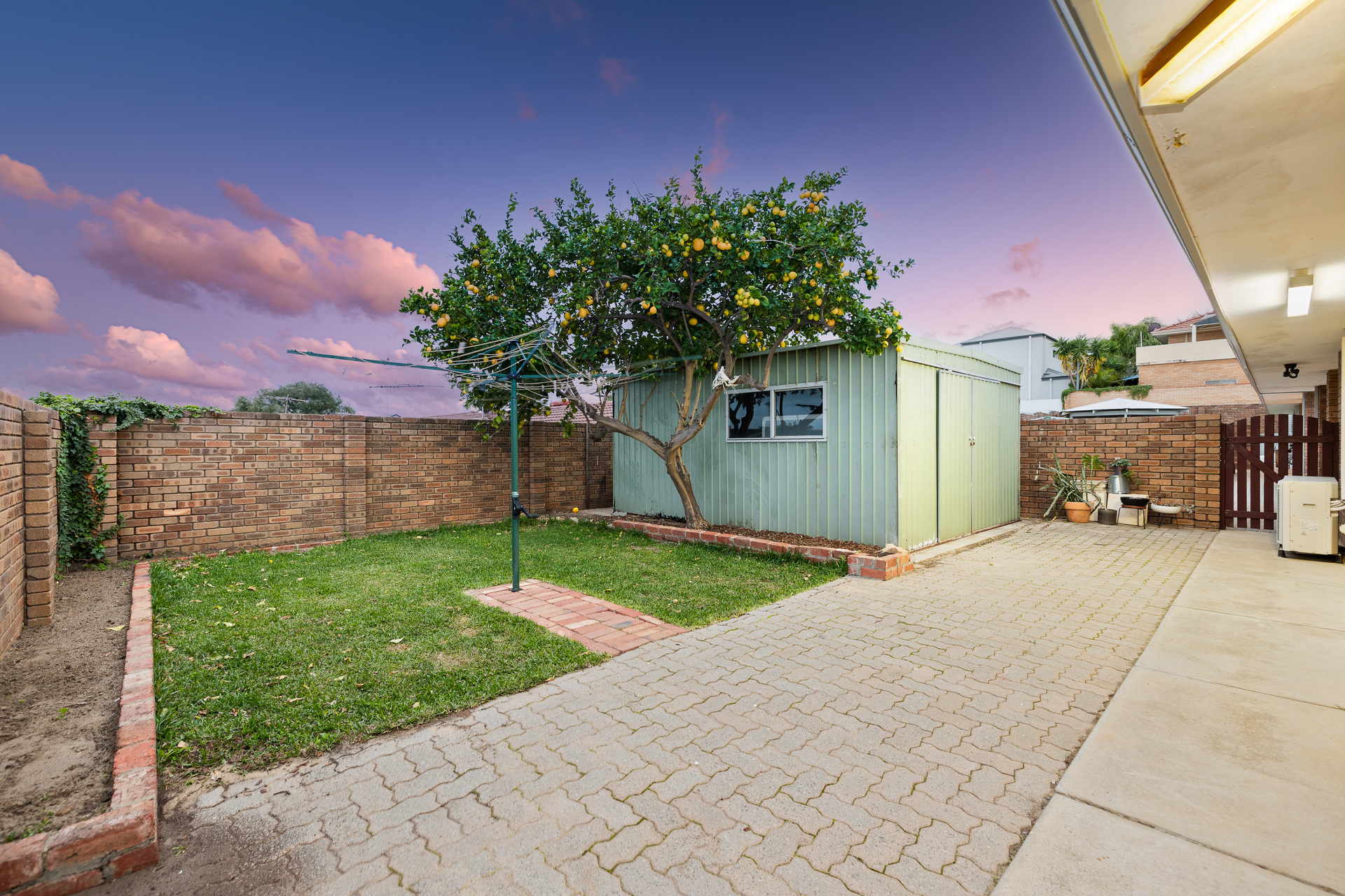 5/11 Kinsella Street, Joondanna, WA 6060 AUS