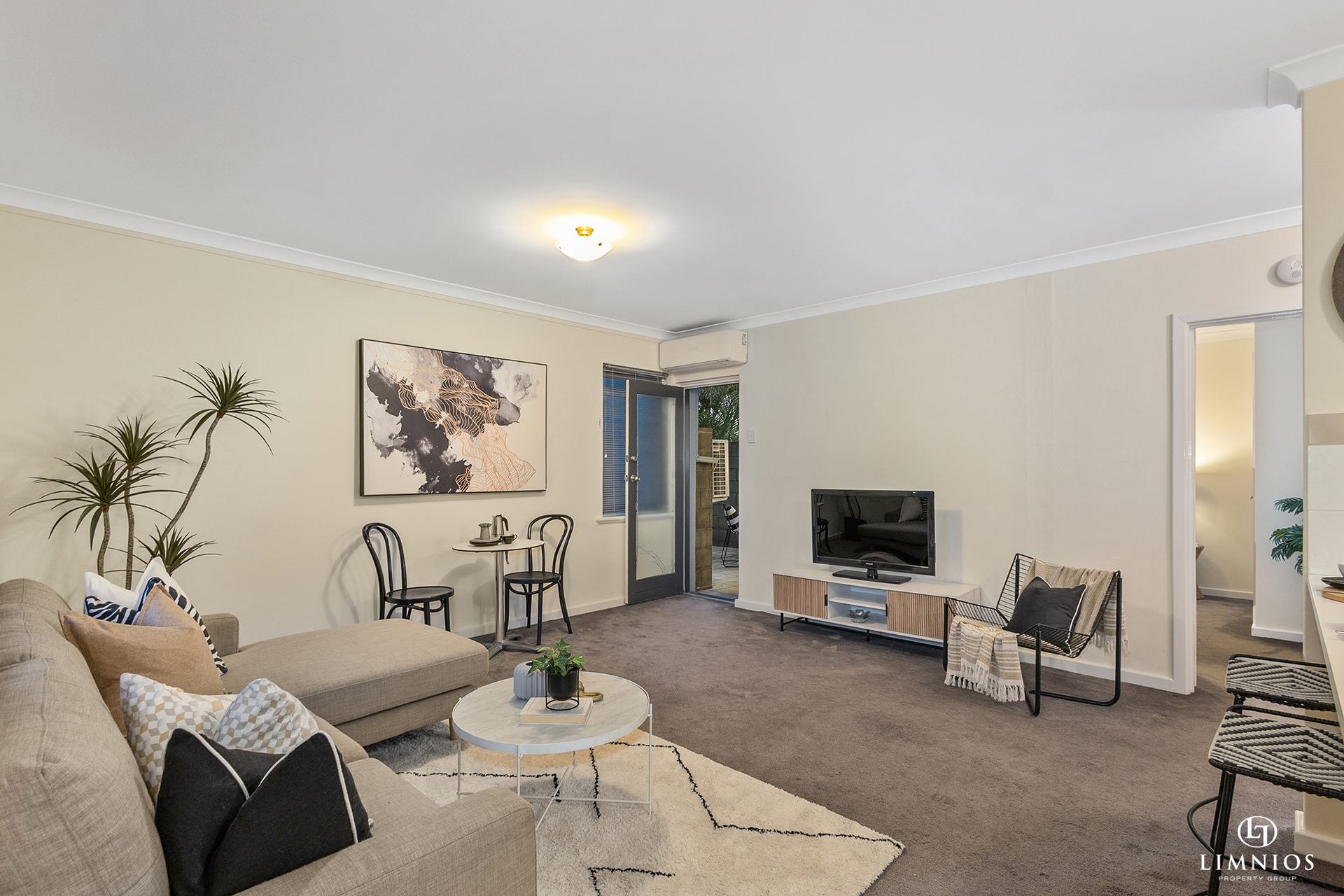 15/42 Kinsella Street, Joondanna, WA 6060 AUS