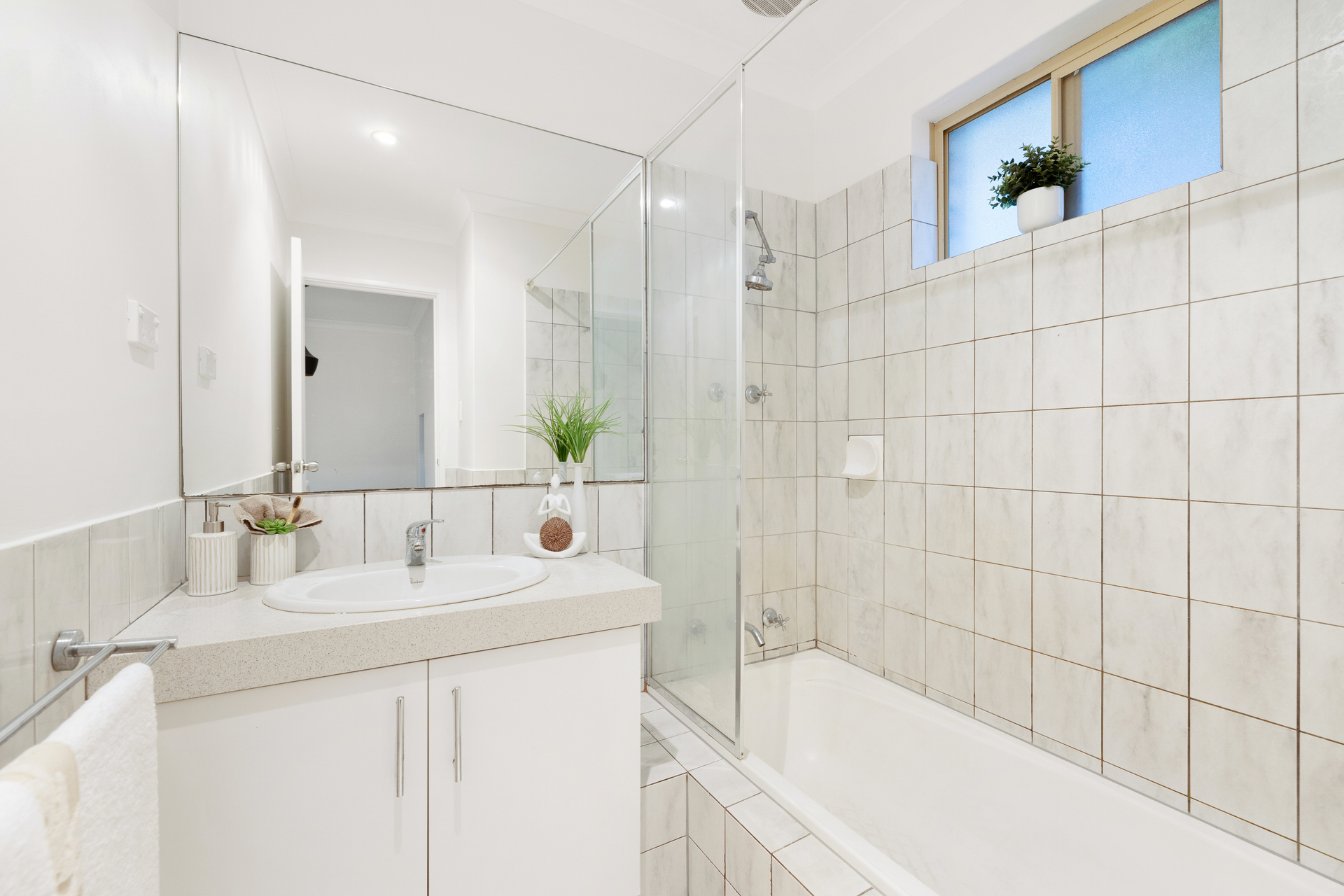 17/15 Jugan Street, Mount Hawthorn, WA 6016 AUS