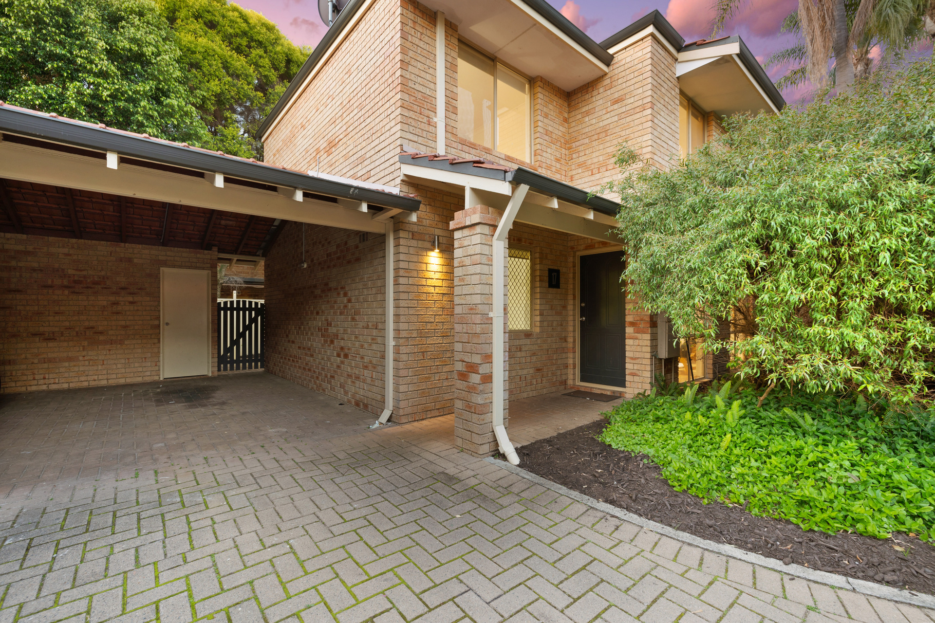 17/15 Jugan Street, Mount Hawthorn, WA 6016 AUS