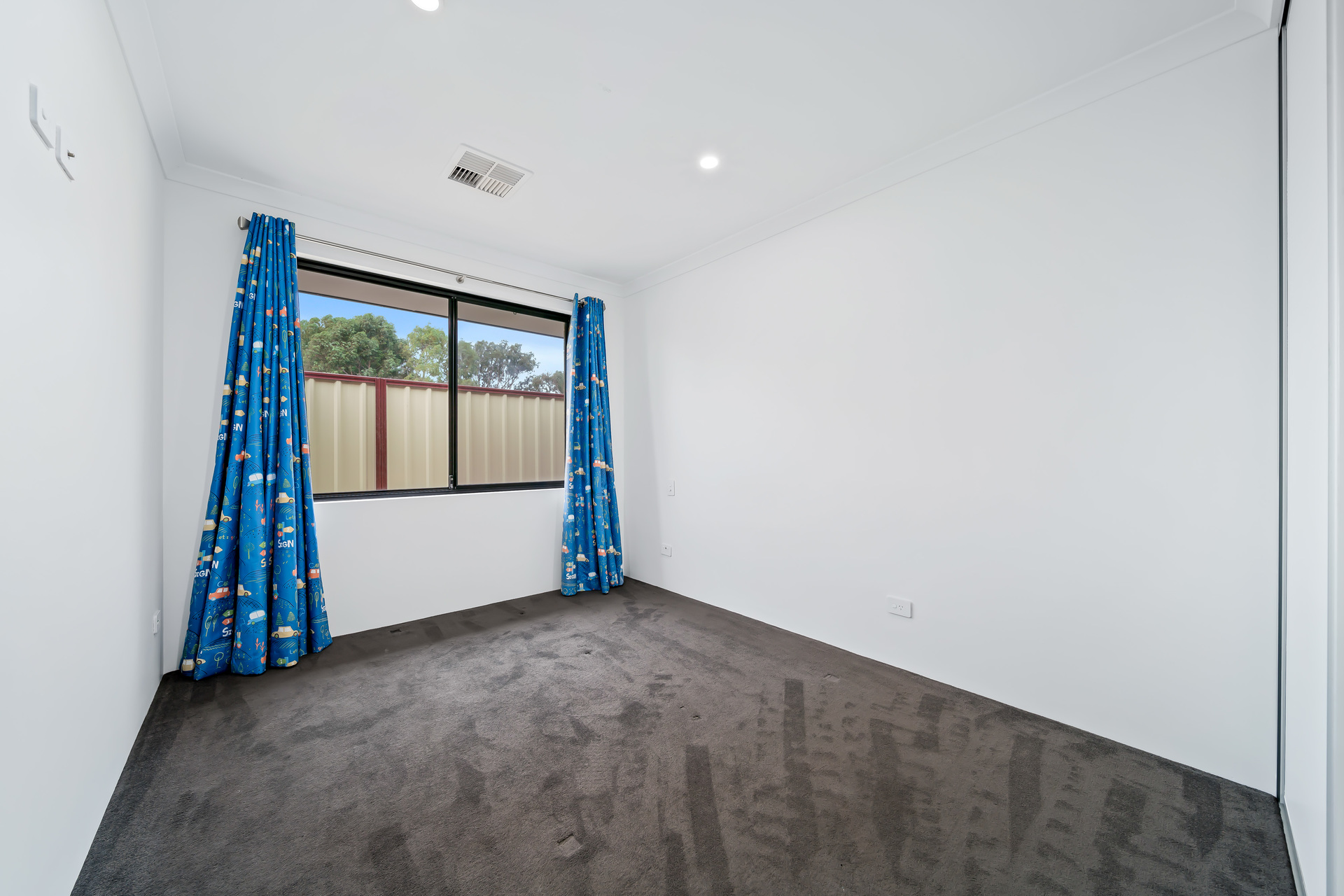 14A Ludlands Street, Morley, WA 6062 AUS