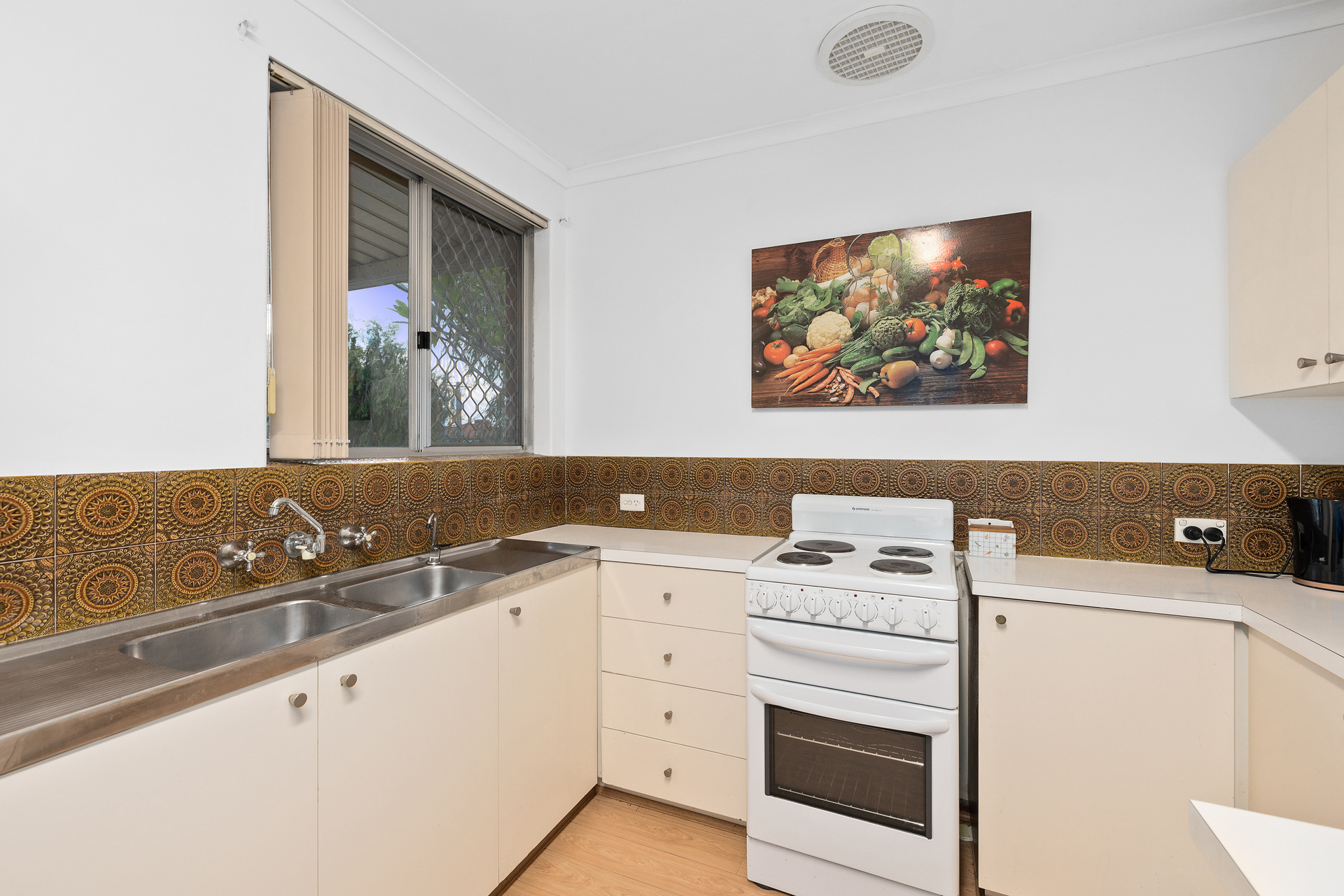 1/8 Waterloo Street, Joondanna, WA 6060 AUS