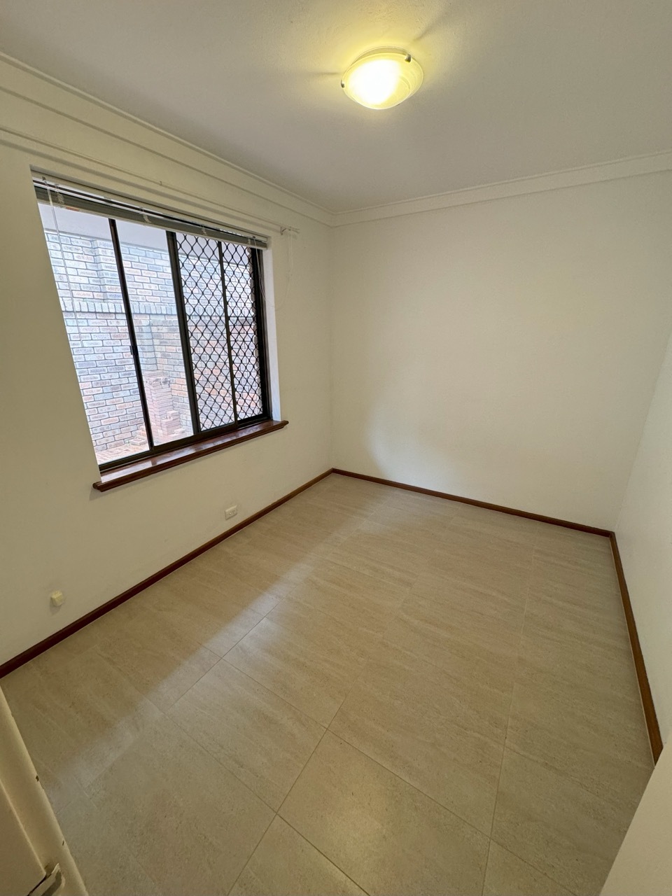 7/11 Kinsella Street, Joondanna, WA 6060 AUS